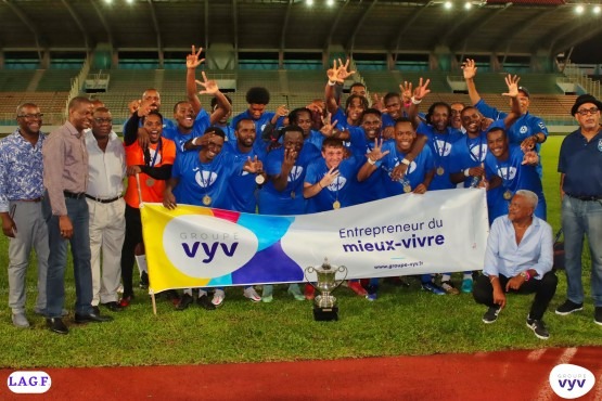 Football : le CS Moulien remporte la Coupe VYV